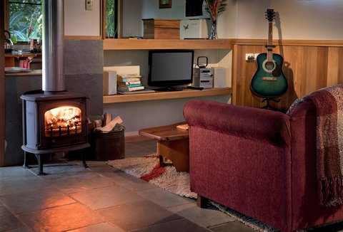 Sharlynn By The River - Holiday Sunshine Coast 20