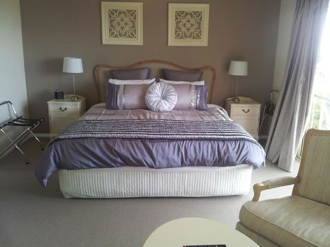 Waterview Gardens B&B - Holiday Sunshine Coast 0