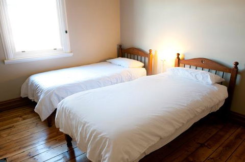 Webster Apartment - Sunshine Coast Tourism 0