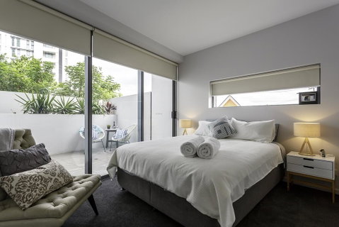 Well-Appointed 3 Bedroom, 2 Bath, Parking & Pool - Sunshine Coast Tourism 3