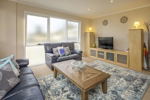Wendaleigh 8 - Central Unit - Sunshine Coast Tourism 3