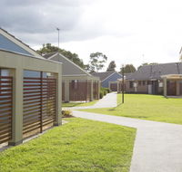 Western Sydney University Village - Hawkesbury - Holiday Sunshine Coast