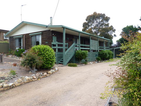 Westward - Sunshine Coast Tourism 0