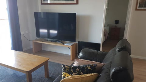 White Cedar Cottage - Sunshine Coast Tourism 2