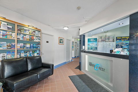 White Crest Luxury Apartments - Sunshine Coast Tourism 3