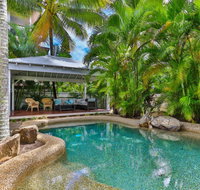 Whitehouse - Palm Cove