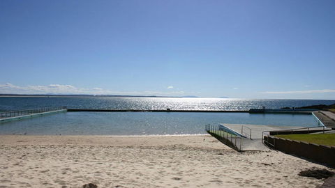 Whitesands 301 - Main Beach Location - Sunshine Coast Tourism 1