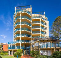 Whitesands 501 - Main Beach Location - Sunshine Coast Tourism