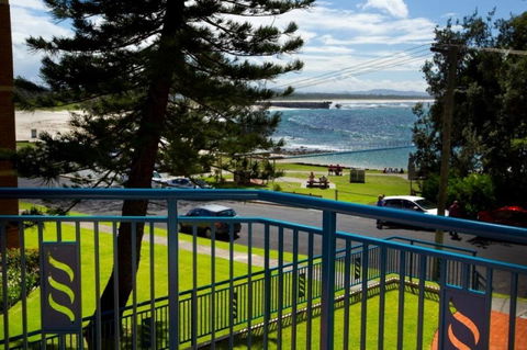 Whitesands, Unit 103, 38 North Street - Sunshine Coast Tourism 1