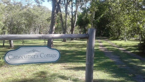 Whitsunday Cane Cutters Cottage - Sunshine Coast Tourism 1