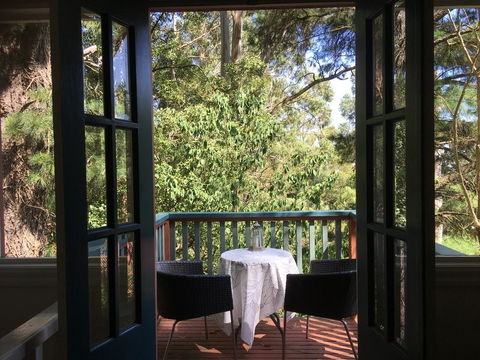 Wild Orchid Olinda - Sunshine Coast Tourism 1