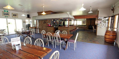 Willalooka Tavern - Sunshine Coast Tourism 3