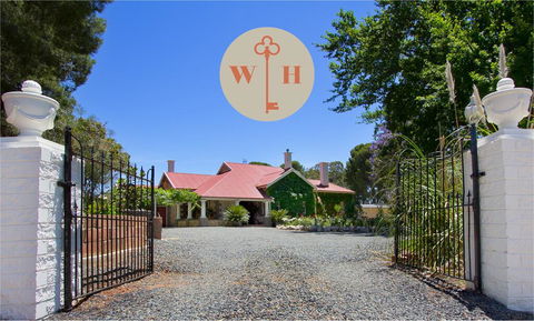 Wilsford House - Sunshine Coast Tourism 0