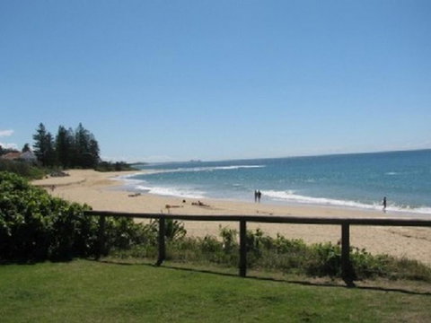 Wilson Ave Unit 2, 13 Wilson Ave - Sunshine Coast Tourism 0