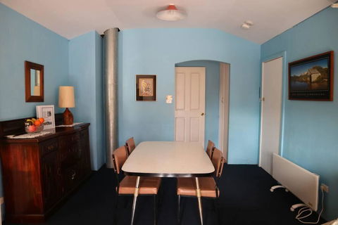 Wind Song Mountain Retreat - Sunshine Coast Tourism 3