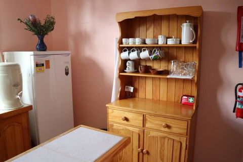 Wind Song Mountain Retreat - Sunshine Coast Tourism 2