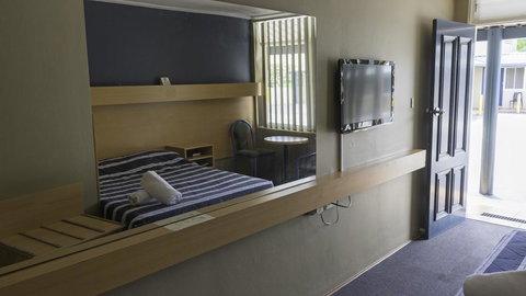 Windsor Motel - Holiday Sunshine Coast 1
