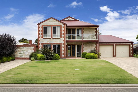 Windy's At Wellington - Holiday Sunshine Coast 0