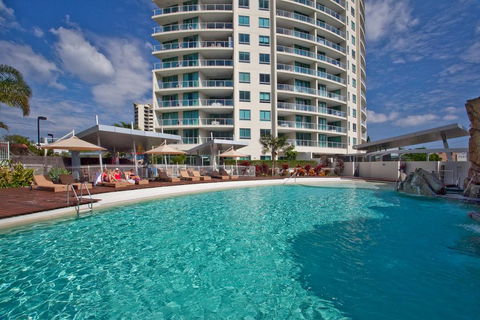 Wings Luxury Apartment Pink Poodle - Sunshine Coast Tourism 1