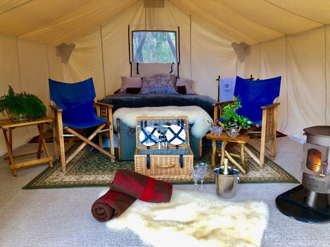 Wingtons Glamping - Sunshine Coast Tourism 0