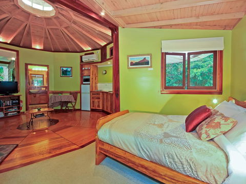 Wollumbin Palms Rainforest Retreat - Holiday Sunshine Coast 1