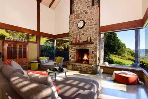 Womberroo - Kangaroo Valley - Sunshine Coast Tourism 1
