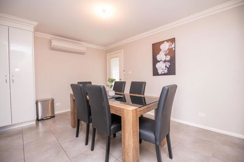 Wonderful Windred Modern, Comfy, Quiet - Holiday Sunshine Coast 0
