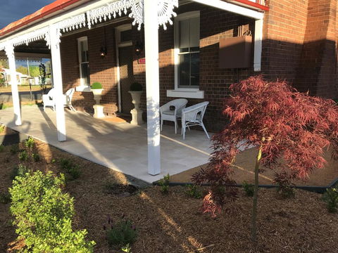 Woodstock Cottage - Sunshine Coast Tourism 1