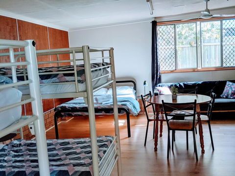 Woolshed Eco Lodge - Sunshine Coast Tourism 3
