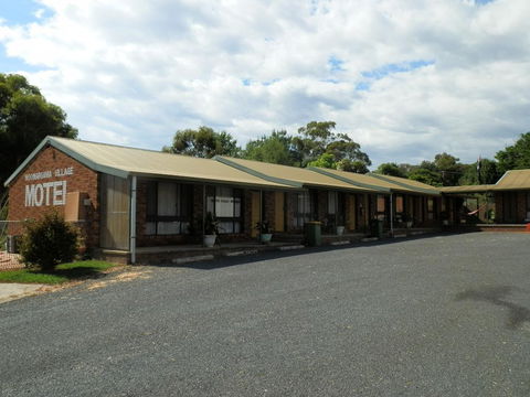 Woomargama Motel - Holiday Sunshine Coast 1