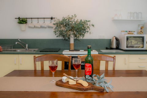 Woongara Cottage - Pet Friendly Country Retreat - Sunshine Coast Tourism 2
