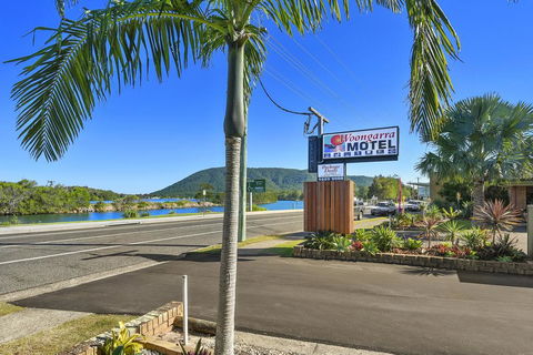 Woongarra Motel - Sunshine Coast Tourism 0