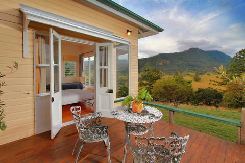 Worendo Cottages - Sunshine Coast Tourism 1