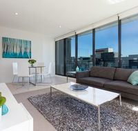 Wyndel Apartments - Southbank Views - Sunshine Coast Tourism
