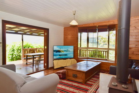 Wyndella Retreat - Holiday Sunshine Coast 2