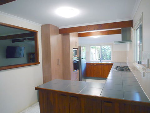 Wyndham Lodge - Holiday Sunshine Coast 2