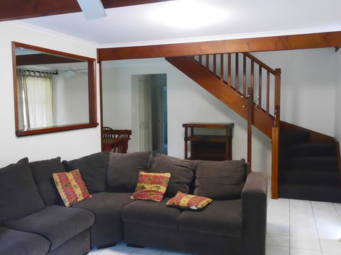 Wyndham Lodge - Holiday Sunshine Coast 3