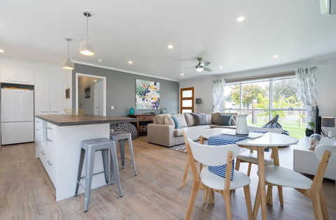 Xanadu Shores - Holiday Sunshine Coast 3