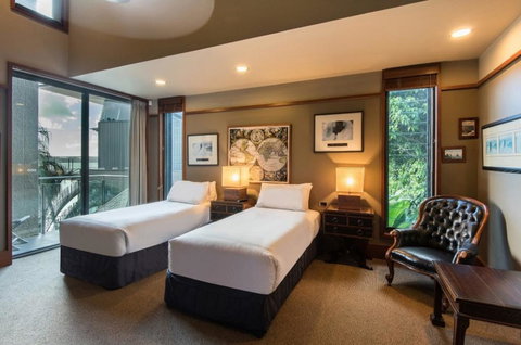 Yacht Club 19 Villa Bijou De Mer Ocean Front Private Pool 2 Buggies - Holiday Sunshine Coast 0