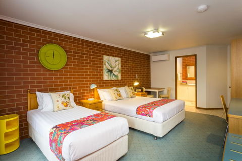 Yackandandah Motor Inn - Sunshine Coast Tourism 3