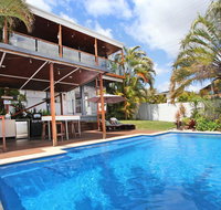 Yakola 62 - Sunshine Coast Tourism