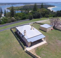Yamba Pilot Cottage 2 - pets welcome - close to beach - Holiday Sunshine Coast