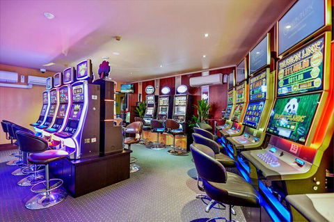 Yandina Hotel - Holiday Sunshine Coast 3