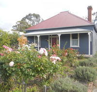 Yarram Cottage Art and Accommodation - Holiday Sunshine Coast