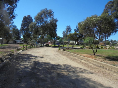 Yarrawonga Riverlands Tourist Park - Holiday Sunshine Coast 1