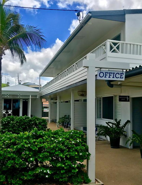 Yeppoon Surfside Motel - Sunshine Coast Tourism 3