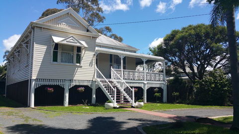 YesterYear On West - Sunshine Coast Tourism 0