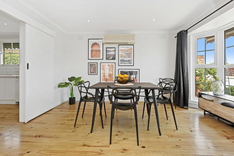 YIN-YANG - MOUNT ELIZA - Holiday Sunshine Coast 0