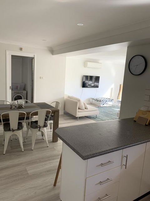 York Cosy Stays - Sunshine Coast Tourism 1