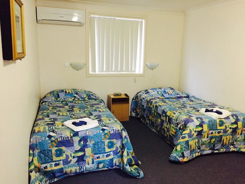 Yetholme Motor Inn - Holiday Sunshine Coast 2
